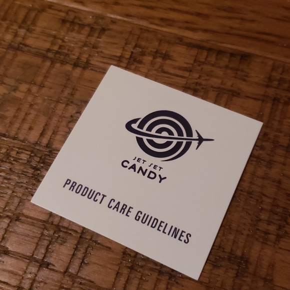 Jet Set Candy gift box - Picture 6 of 9